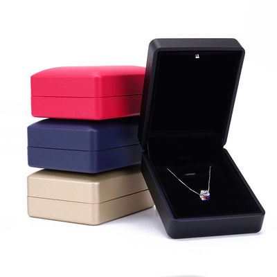 Hanhong Custom Ring Box z lekkim 6.5*6.5*4.5cm Wielkość Czarna skóra i aksamit