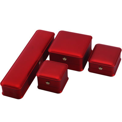 Pakiet biżuterii Hanhong Custom Luxury Crown LED Box dla bransoletek Naszyjników i Pierścieni