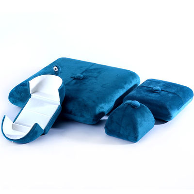 Ręcznie wykonane Błękitne aksamitne biżuteria pudełko do bransoletki kolczyki naszyjnik Pierścień 10*10*3cm Rozmiar