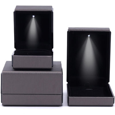 Hanhong Custom Logo LED Light Jewelry Packaging Box w szarym kolorze na bransoletę Naszyjnik i pierścionek