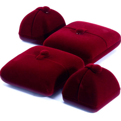 Zastosowany rozmiar Red Velvet Jewelry Box dla luksusowych bransoletek kolczyków i kolczyków