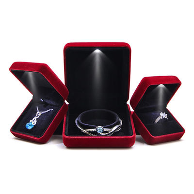 Zielony pudełko biżuterii Custom LED aksamit biżuterii pakiet z luksusowym i Custom Ring Box