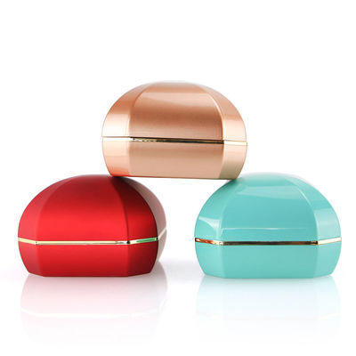 Hanhong Round White Light Luxury Bulb Packaging w plastikowym aksamitie dla czerwonej bransoletki