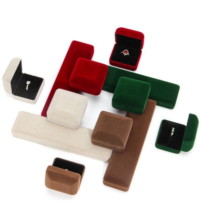Luxury Velvet Jewelry Box for High Grade Brown Packaging of Bracelet Necklace Ring (Skrzynka dla biżuterii z aksamitem)