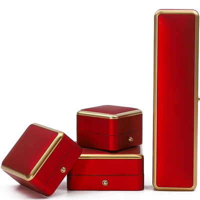 Luxury Red LED Light Up Box biżuterii, pudełka do pakowania biżuterii