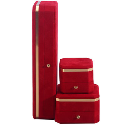 OEM ODM Ręcznie robione pudełko biżuterii Custom logo czerwony aksamit pudełko biżuterii z złotymi krawędziami