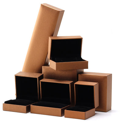 kupować Niestandardowe logo biżuteria papierowa pudełko do kolczyków naszyjnik zawiesiny pierścionek 9x9x3cm online manufacture