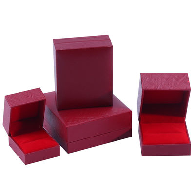 Produkcja hurtowa Luksusowy kwadrat Biżuteria Pudełko personalizowane wysokiej klasy naszyjnik bransoletka kolczyki Pierścień zestaw biżuterii Opakowanie kartonowy papier flip czerwony Biżuteria Pudełko z logo