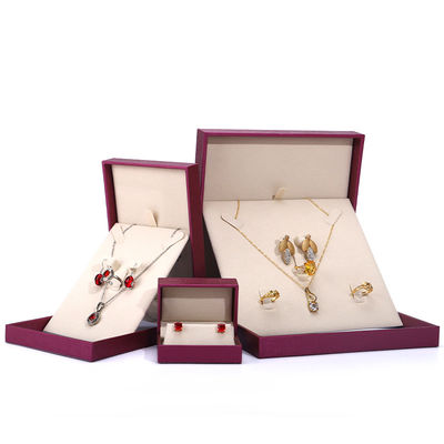 China Manufacturing Wholesale Luxury Jewelry Box packaging Custom high end Necklace Bracelet Earring Ring Packaging rose Red Pu Leather Jewelry Box z logo