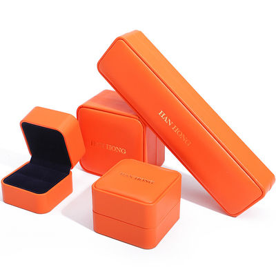 Warto-stamping Smooth Faux Leather Jewelry Box Packaging Set Soft Velvet Lining