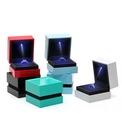Hanhong Square Spray Paint Multicolor Jewelry Box z światłem i silk screen printing